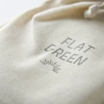 logo printed on the storing bag of the Flat Green dripper stand