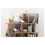 Miffy 大頭公仔放在架上裝飾也很漂亮