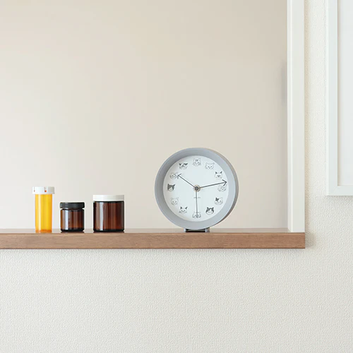 松尾 Miyuki 灰色貓咪時鐘為房間增添趣味