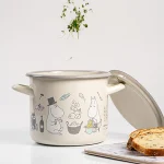 姆明歐洲製琺瑯湯鍋 放在枱面十分漂亮