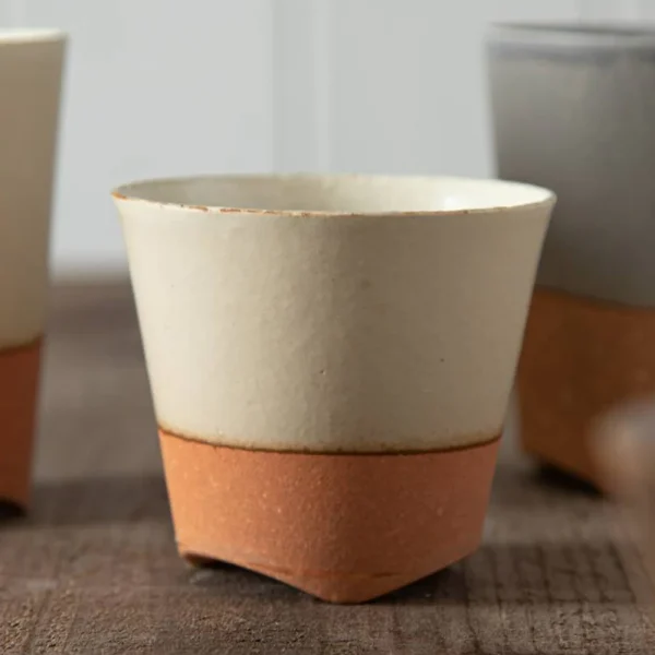 寿山窯 手工茶杯正面