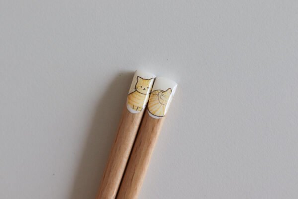 貓咪天然木筷子-茶虎斑款圖案設計放大圖片