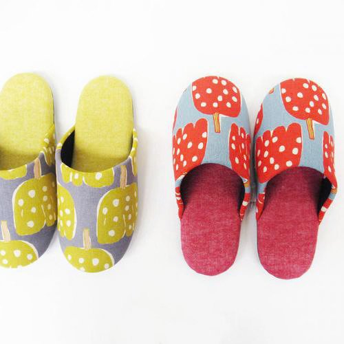 黃色與紅色日本製POPOSEA北歐風拖鞋