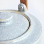 SALIU 祥SYO 灰色美濃燒手工茶壺边缘設計細節放大圖片