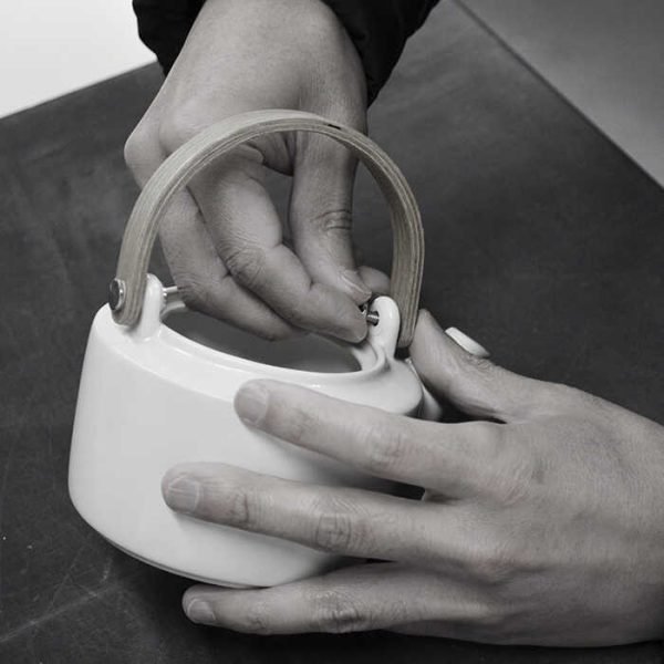 Saliu teapot made by hands