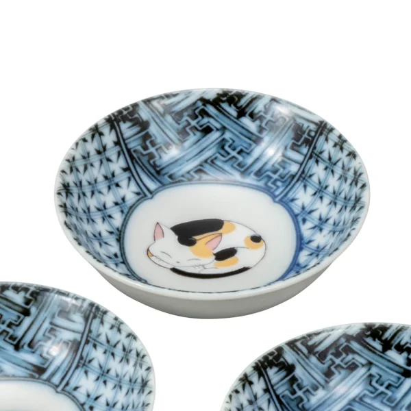 九谷燒睡貓碗5件套裝5個設計中的1個黃點貓