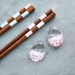 津輕琉璃 x 若狹塗 櫻花花瓣對筷（握柄端 +筷架 ）