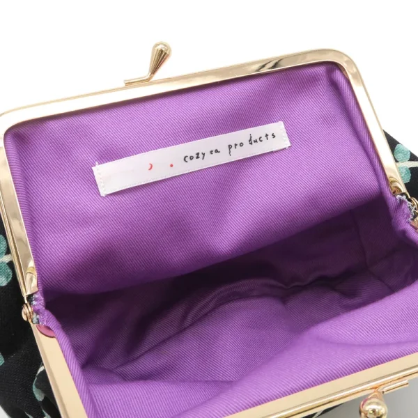 日本口金包 - 黑色花藤 內部設計