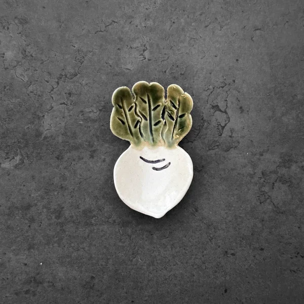 手工蔬菜造型碟子 – 蘿蔔