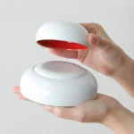 波佐見焼鏡餅陶器碗套裝的小碗可疊放於大碗的底部上面