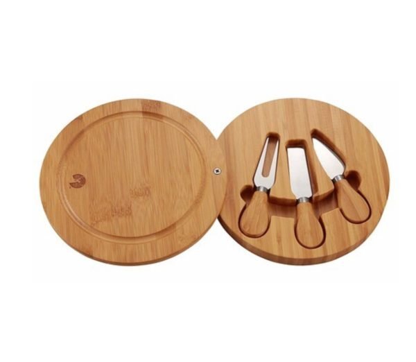 CAPTAIN STAG 芝士刀具放在木盒內的樣子