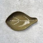 Rokuro Blut’s樹葉形餐盤俯視圖