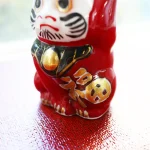 日本製造九谷燒達摩貓擺設身上印有「福」字