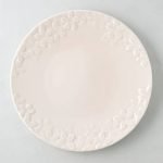 深山Miyama 美濃燒櫻花粉花卉浮雕盤俯視圖