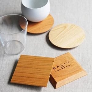 SALIU 不同形狀的櫻桃木杯墊