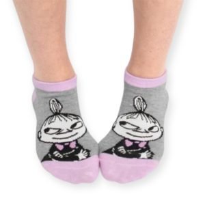 姆明系列女裝襪惡作劇的阿美 - 灰色穿在腳上的示範圖片