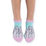 姆明系列女裝襪樹精款 - 綠松石色穿在腳上的示範圖片