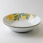 Mimosa 金木樨美濃燒餐盤2個疊起時的樣子