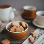 bico 圓形點心碗-焦糖色可以用來裝餅乾等小吃使用範例圖