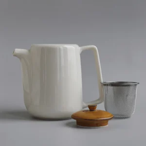bico 美濃燒直立茶壺包括一個焦糖色蓋子、白色茶壺及濾茶器