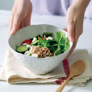 Aito 美濃焼陶瓷浮雕碗 L 白色用來盛載沙律