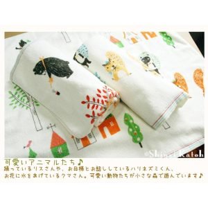 照片展示來自 Shinzi Katoh 加藤真治浴巾 森林動物系列的可愛動物圖案 - Pic. 2。 Photo showing the cute animal patterns from the Shinzi Katoh 加藤真治浴巾 森林動物 collection. Pic.2