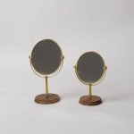 shesay 黃銅紫檀木座枱鏡兩個大、小不同尺寸鏡子平排而放