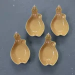 4個日本製 Yoshizawa 吉澤窯益子燒手工製松鼠餐盤的正面圖