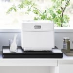 TOWER 廚房伸縮工作枱 上面放着家庭電器的正面圖