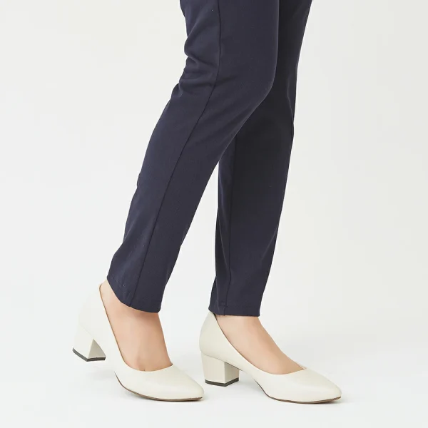 Gunze Tuche 彈性修身直腳褲 2025 SS款 圖2