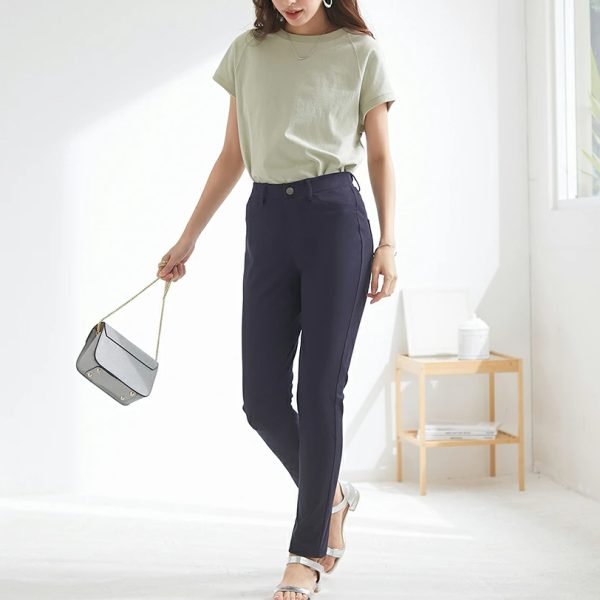 Gunze Tuche 彈性修身直腳褲 2025 SS款 圖 4