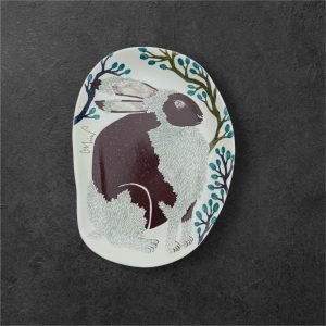 森田 Morita Miw 插畫瓷碟 - 雪兔正面黑色背景圖