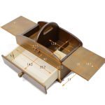 日本製 茶谷産業 木製兩層縫紉盒打開蓋子拉出抽屜後各部份的尺寸標示圖。