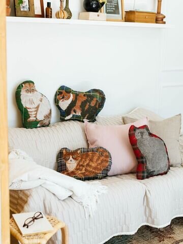 松尾 Miyuki 貓咪造型剪裁抱枕