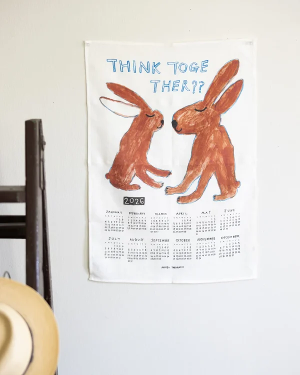 Fog Linen Work 2026 亞麻年曆布 - Think Together 掛在白色牆上