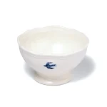 Studio M' Early Bird 燕子系列 小碗的白色背景側面圖。