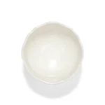 Studio M' Early Bird 燕子系列 小碗的白色背景內部正面圖。