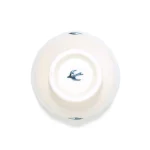 Studio M' Early Bird 燕子系列 小碗的底部帶有藍色雀仔圖案的正面圖。