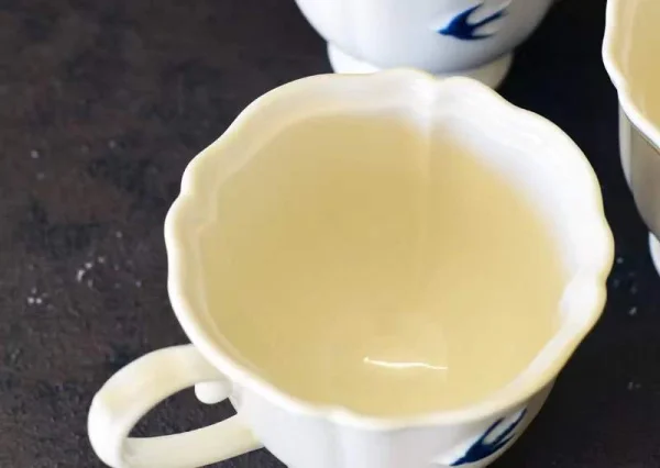 Studio M' Early Bird 燕子系列茶杯內部俯視圖