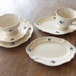 Studio M' Early Bird 燕子系列的碗、茶杯、碟放在一起