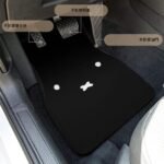 Miffy 米飛兔汽車防水地墊套裝（前後座4件組）鋪在前座腳踏區展示