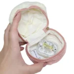 Miffy 造型拉鏈小袋 - 車厘子蛋糕,打開握在手中