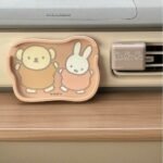 Miffy 手機支架托盤 Miffy & Boris, 立於車用儀表板展示