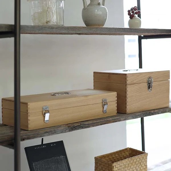 日本製 扁形木製工具收納箱, 與同系列收納箱於層架擺設展示