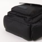 OUTDOOR × Miffy 刺繡斜揹袋 - 黑色 底部特寫