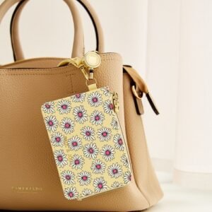 PAUL & JOE 證件套 黃色 掛在手袋的展示圖