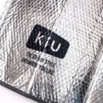 KiU 汽車防 UV 遮光罩 - 灰色星星圖案 logo 特寫