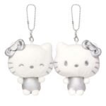 Sanrio Hello Kitty 孖裝銀色公仔掛飾