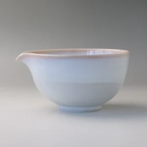 日本製 美濃燒 春風 片口抹茶碗 - side view