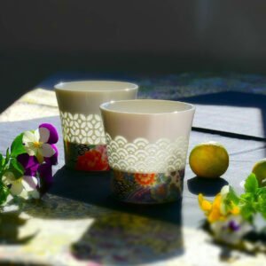 日本製造 螢手透光白瓷對杯